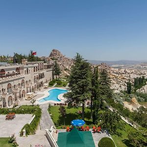 Arched Room Panaromic View